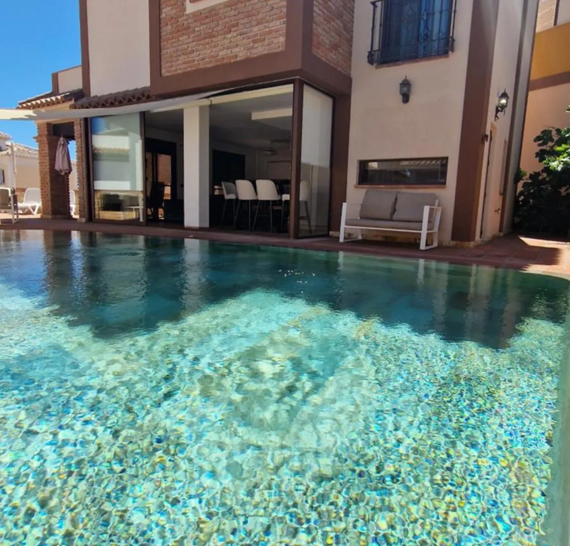 Villa Deluxe Nerja Silhouse location